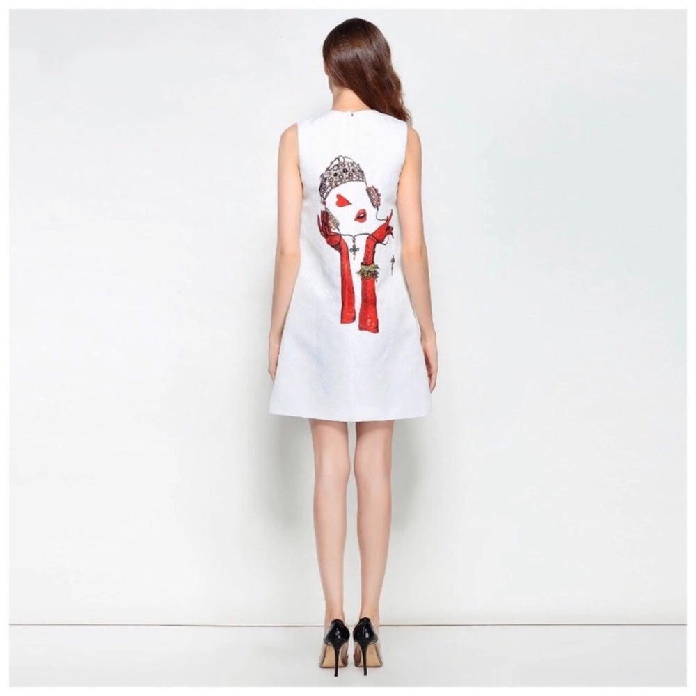 🆕 The BENTE Queen Of Hearts Silk Dress - Picture 2 of 8